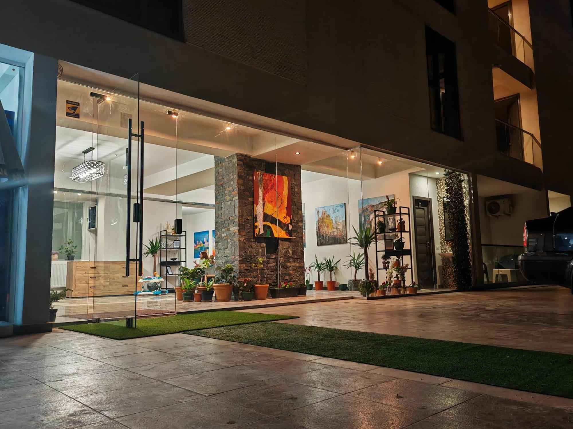 White Boutique Hotel- Észak-Eforie Kültér fotó
