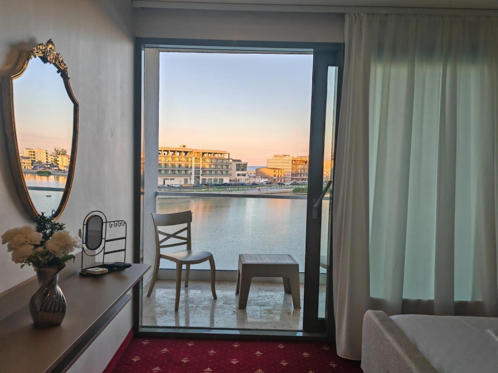 White Boutique Hotel- Észak-Eforie Kültér fotó